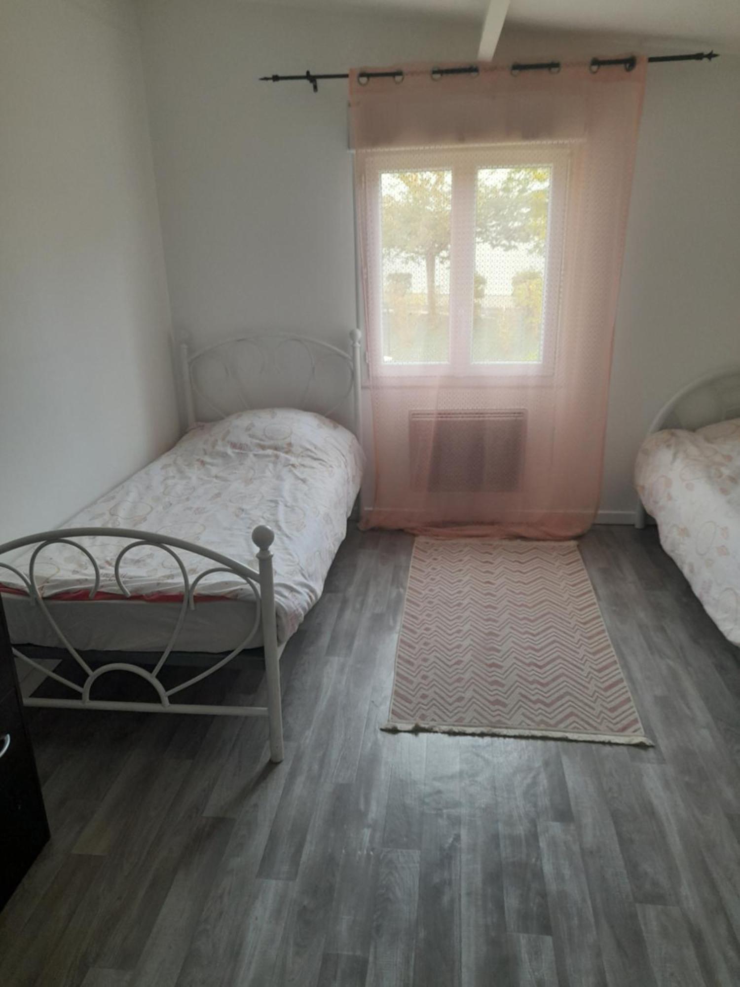 Family House Villa Beauvais Room photo
